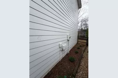 1105 Hunters Glen Drive, Woodstock, GA 30189 - Photo 5