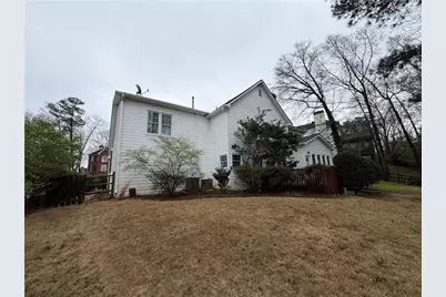 1105 Hunters Glen Drive, Woodstock, GA 30189 - Photo 9