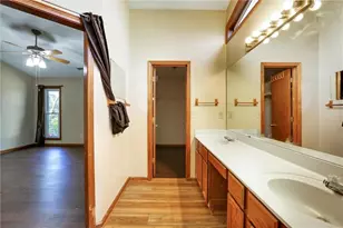 1262 Bailing Dr, Lawrenceville, GA 30043 - Photo 29