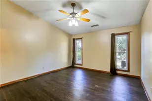 1262 Bailing Dr, Lawrenceville, GA 30043 - Photo 19