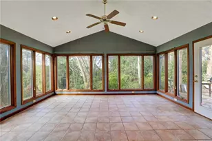 1262 Bailing Dr, Lawrenceville, GA 30043 - Photo 11