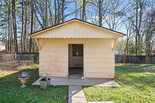 7972 Woods Ln, Jonesboro, GA 30236 - Photo 25