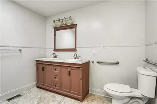 7972 Woods Ln, Jonesboro, GA 30236 - Photo 15