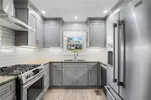 7972 Woods Ln, Jonesboro, GA 30236 - Photo 3