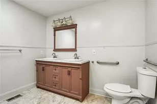 7972 Woods Ln, Jonesboro, GA 30236 - Photo 15