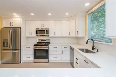 805 Holmes Street NW, Atlanta, GA 30318 - Photo 29