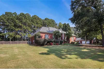 615 Wellington Drive, Winder, GA 30680 - Photo 3