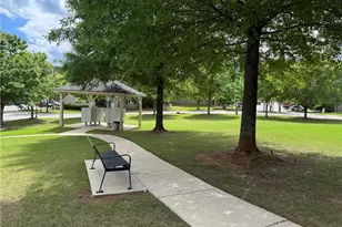 1613 Bayrose Cir, East Point, GA 30344 - Photo 13