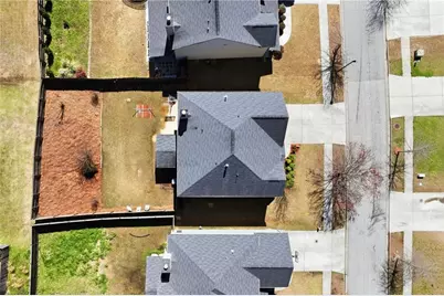 1112 Deadwood Trail, Loganville, GA 30052 - Photo 7