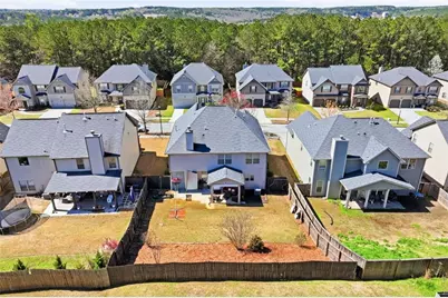 1112 Deadwood Trail, Loganville, GA 30052 - Photo 9