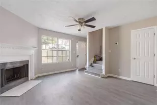 2803 Old S Dr, Jonesboro, GA 30236 - Photo 5