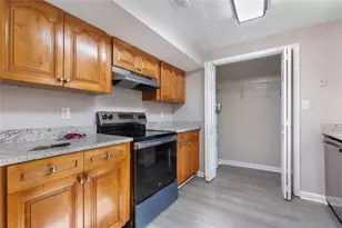 2803 Old S Dr, Jonesboro, GA 30236 - Photo 9