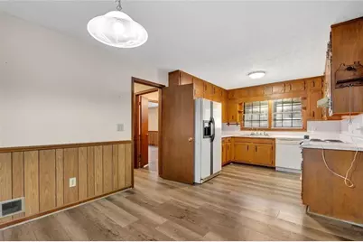 395 SW Cedar Lane SW, Conyers, GA 30094 - Photo 11