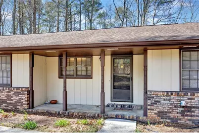 395 SW Cedar Lane SW, Conyers, GA 30094 - Photo 3