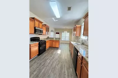 632 Scenic Creek Drive, Lawrenceville, GA 30046 - Photo 9