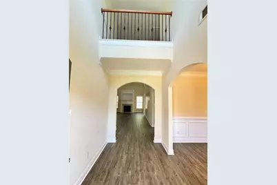 632 Scenic Creek Drive, Lawrenceville, GA 30046 - Photo 3