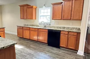 632 Scenic Creek Dr, Lawrenceville, GA 30046 - Photo 7