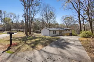 2166 Chestnut Pl, Lithia Springs, GA 30122 - Photo 35