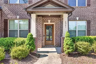 2921 Canyon Glen Way, Dacula, GA 30019 - Photo 3