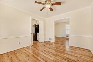 180 Jade Cove Cir, Roswell, GA 30075 - Photo 11