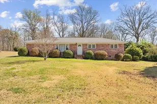 450 Oak Hill Dr, Trion, GA 30753 - Photo 1