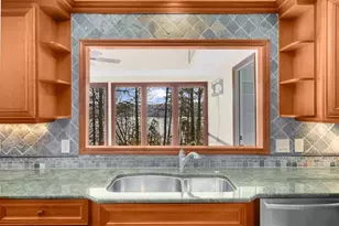 3240 Chimney Point Dr, Cumming, GA 30041 - Photo 9