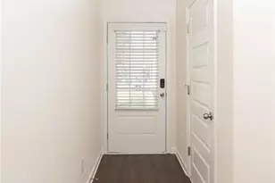 5741 Silver Lk Dr, Mableton, GA 30126 - Photo 5