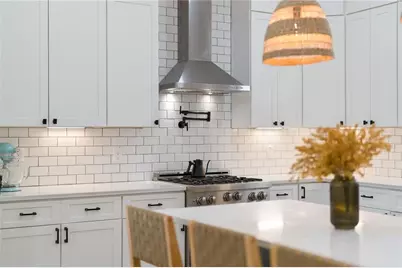 2090 Claude Street NW, Atlanta, GA 30318 - Photo 43