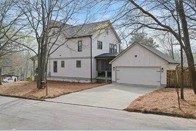 2090 Claude Street NW, Atlanta, GA 30318 - Photo 5