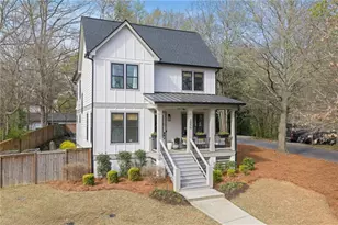 2090 Claude St NW, Atlanta, GA 30318 - Photo 3