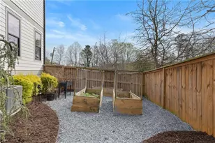 2090 Claude St NW, Atlanta, GA 30318 - Photo 31