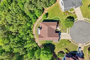 229 Forest Creek Ln, Canton, GA 30115 - Photo 5