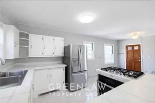 1944 Lyle Ave, College Park, GA 30337 - Photo 9