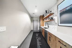 250 Pharr Rd NE, Atlanta, GA 30305 - Photo 39