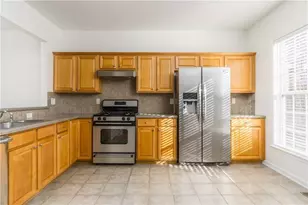 4016 Edgecomb Dr, Roswell, GA 30075 - Photo 11