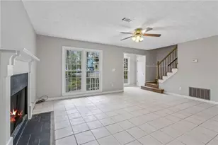 1490 Grayland Hills Dr, Lawrenceville, GA 30046 - Photo 7