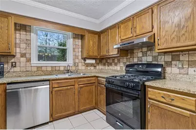 1490 Grayland Hills Drive, Lawrenceville, GA 30046 - Photo 17