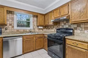 1490 Grayland Hills Dr, Lawrenceville, GA 30046 - Photo 17