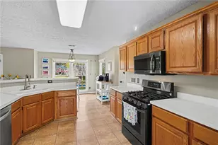 4216 Bridlecreek Dr NW, Acworth, GA 30101 - Photo 13