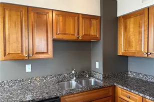 2479 Peachtree Rd NE, Atlanta, GA 30305 - Photo 19