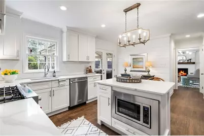 6615 Williamson Drive, Atlanta, GA 30328 - Photo 7