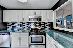709 River Run Dr, Sandy Springs, GA 30350 - Photo 1