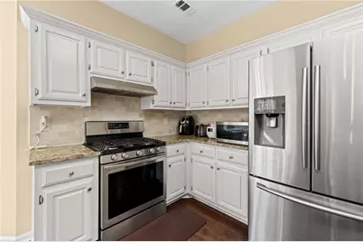 4409 Chatham View Drive, Buford, GA 30518 - Photo 17