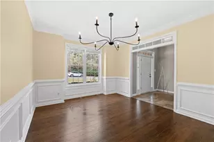 4409 Chatham View Dr, Buford, GA 30518 - Photo 7