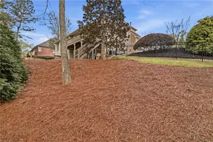 3614 Summit Oaks Dr NE, Roswell, GA 30075 - Photo 57