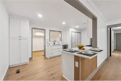 2010 Glenroy Drive SE, Smyrna, GA 30080 - Photo 9