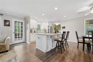 201 Dillard Dr NE, Kennesaw, GA 30144 - Photo 41