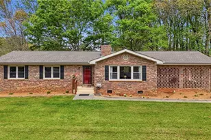 201 Dillard Dr NE, Kennesaw, GA 30144 - Photo 3