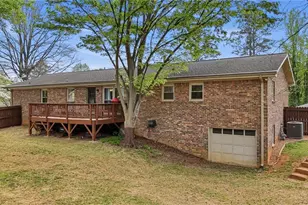 201 Dillard Dr NE, Kennesaw, GA 30144 - Photo 7