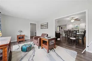 201 Dillard Dr NE, Kennesaw, GA 30144 - Photo 31